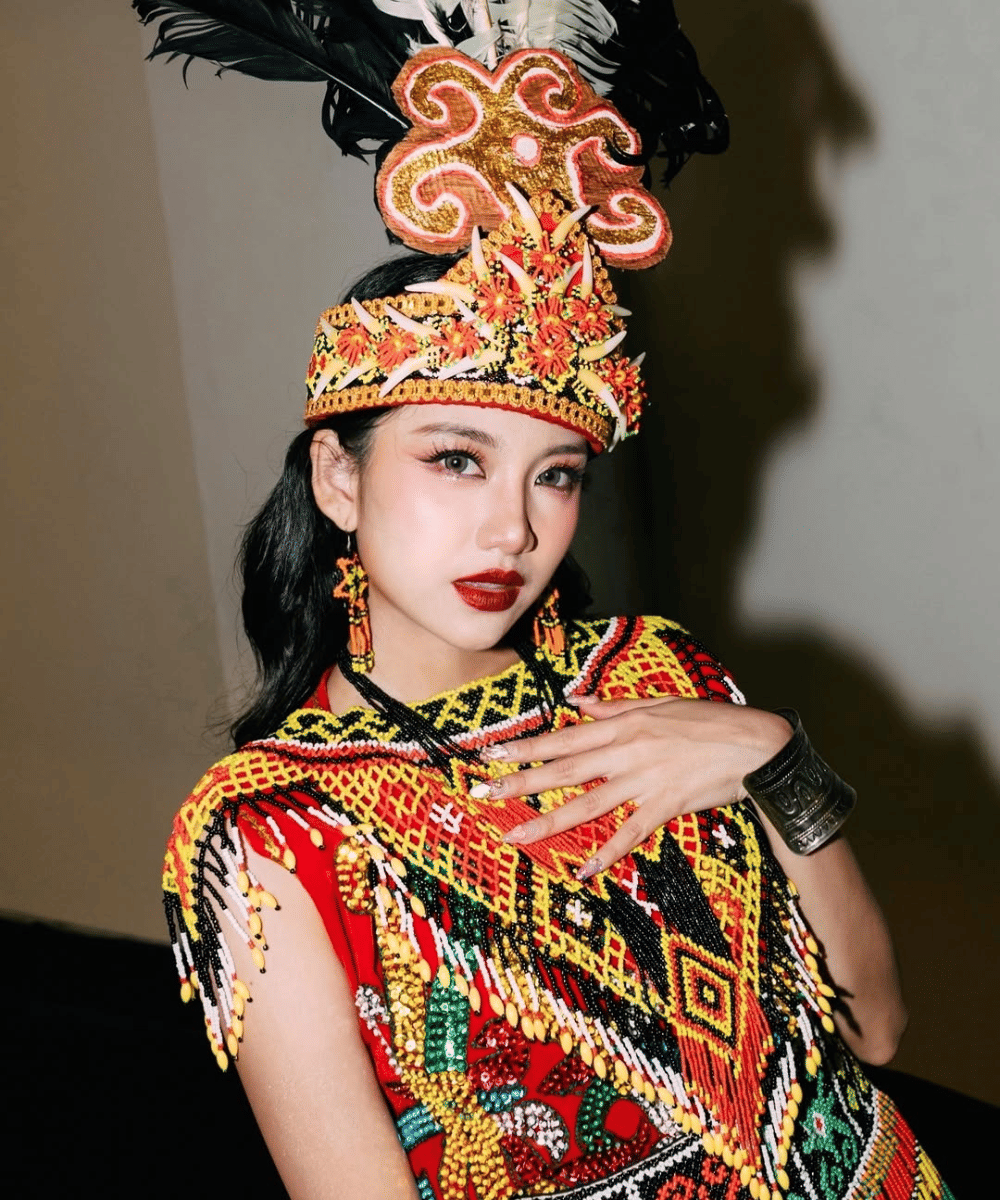 Ghea Indrawari berasal dari Singkawang