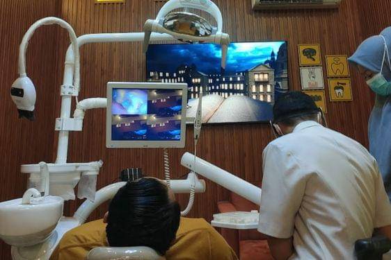 7 Dokter Gigi Kudus Terdekat dengan Fasilitas Super Lengkap