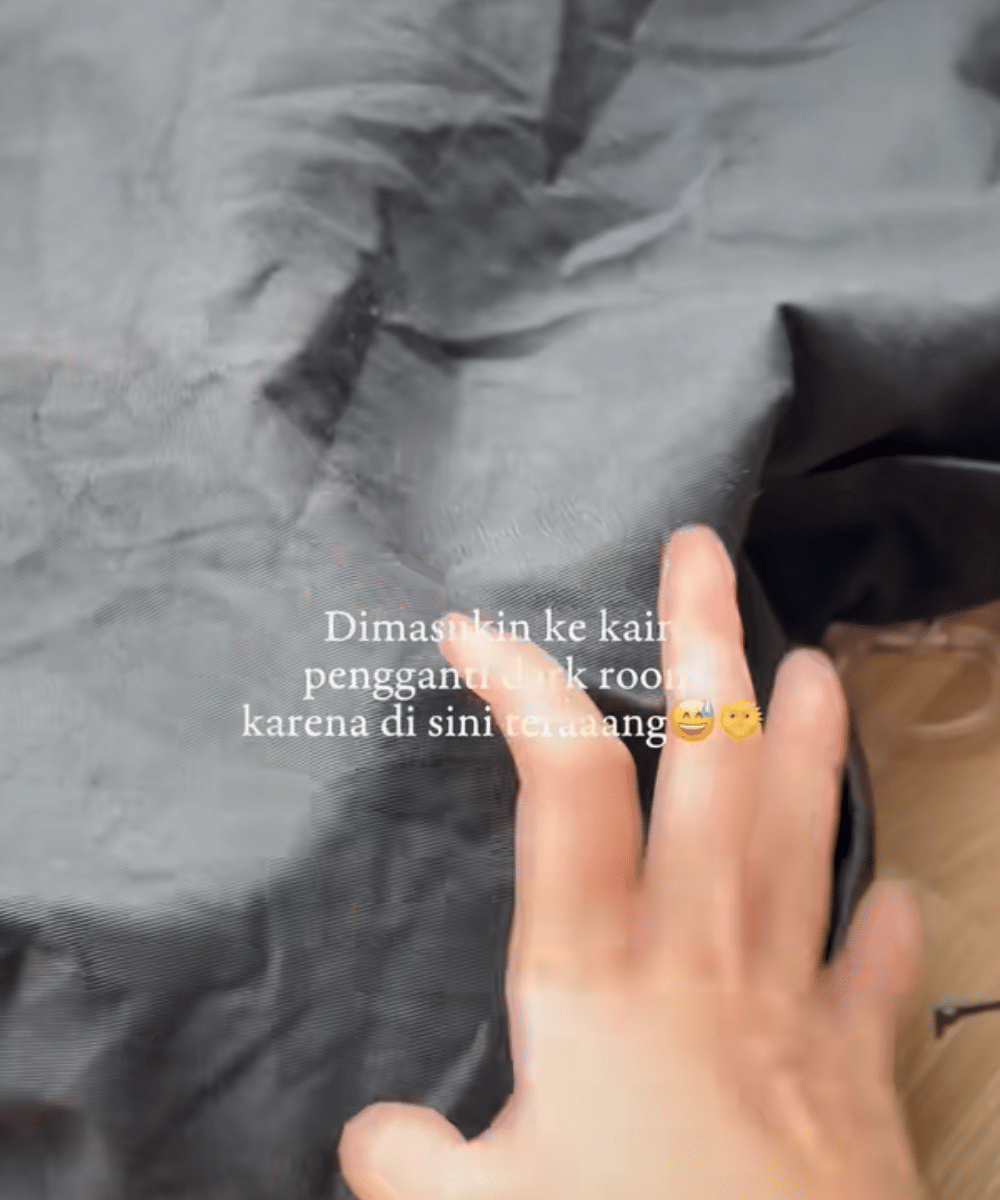 Ify Alyssa Eksperimen Cuci Film Sendiri di Rumah