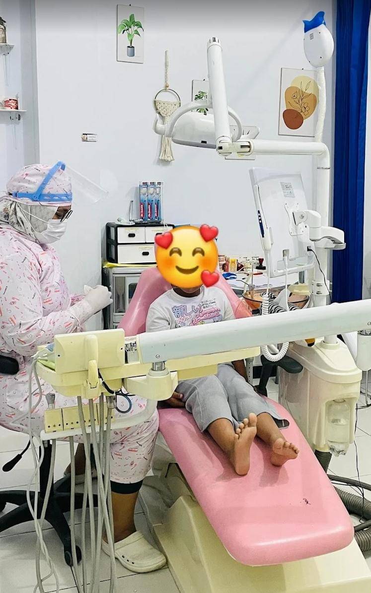 7 Dokter Gigi Sidoarjo, Dokter Ramah dan Berpengalaman