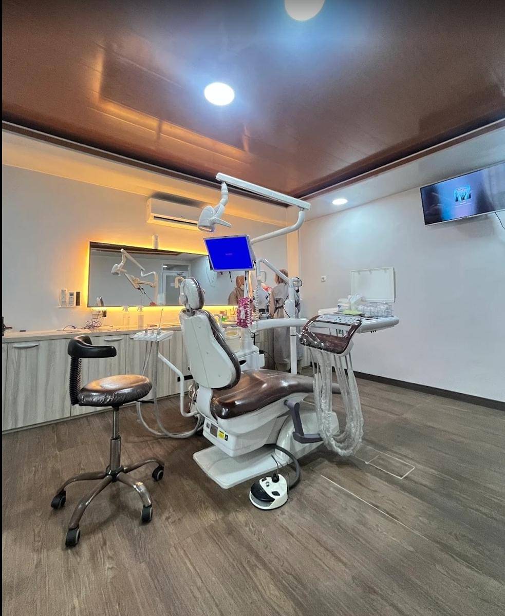 7 Dokter Gigi Sukabumi, Yuk Mulai Rawat Kesehatan Gigi