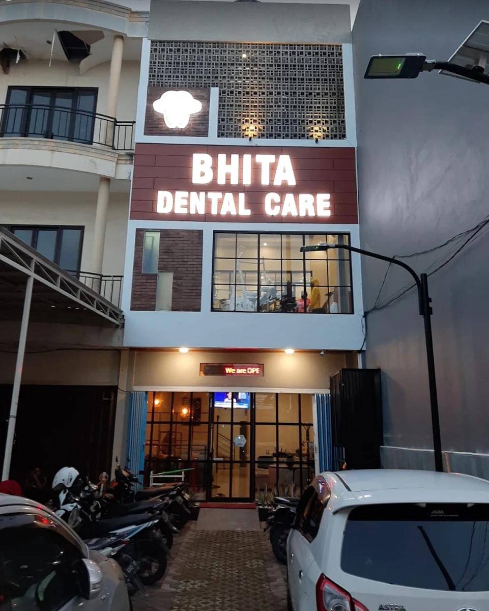 7 Dokter Gigi Sidoarjo, Dokter Ramah dan Berpengalaman