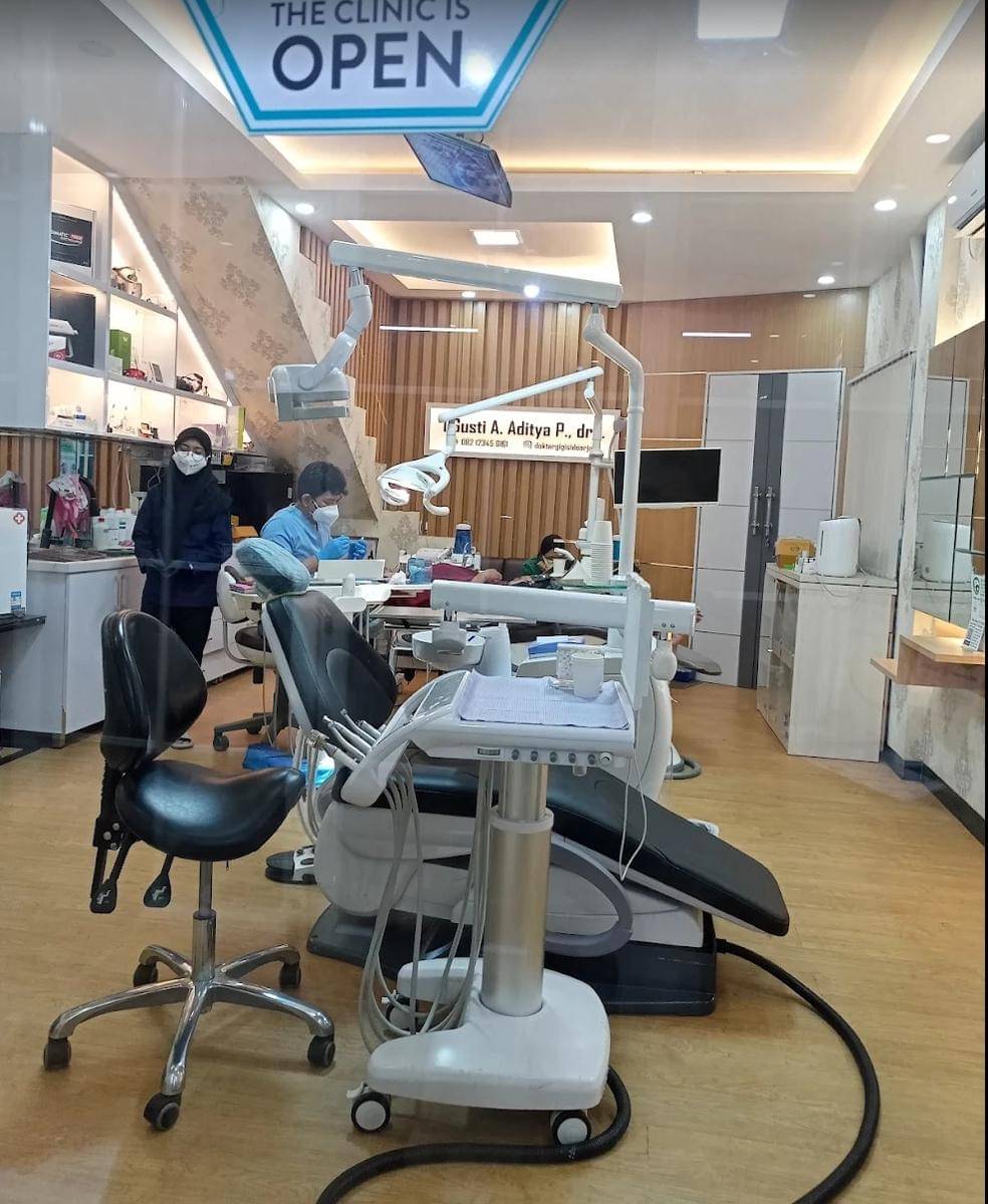 7 Dokter Gigi Sidoarjo, Dokter Ramah dan Berpengalaman