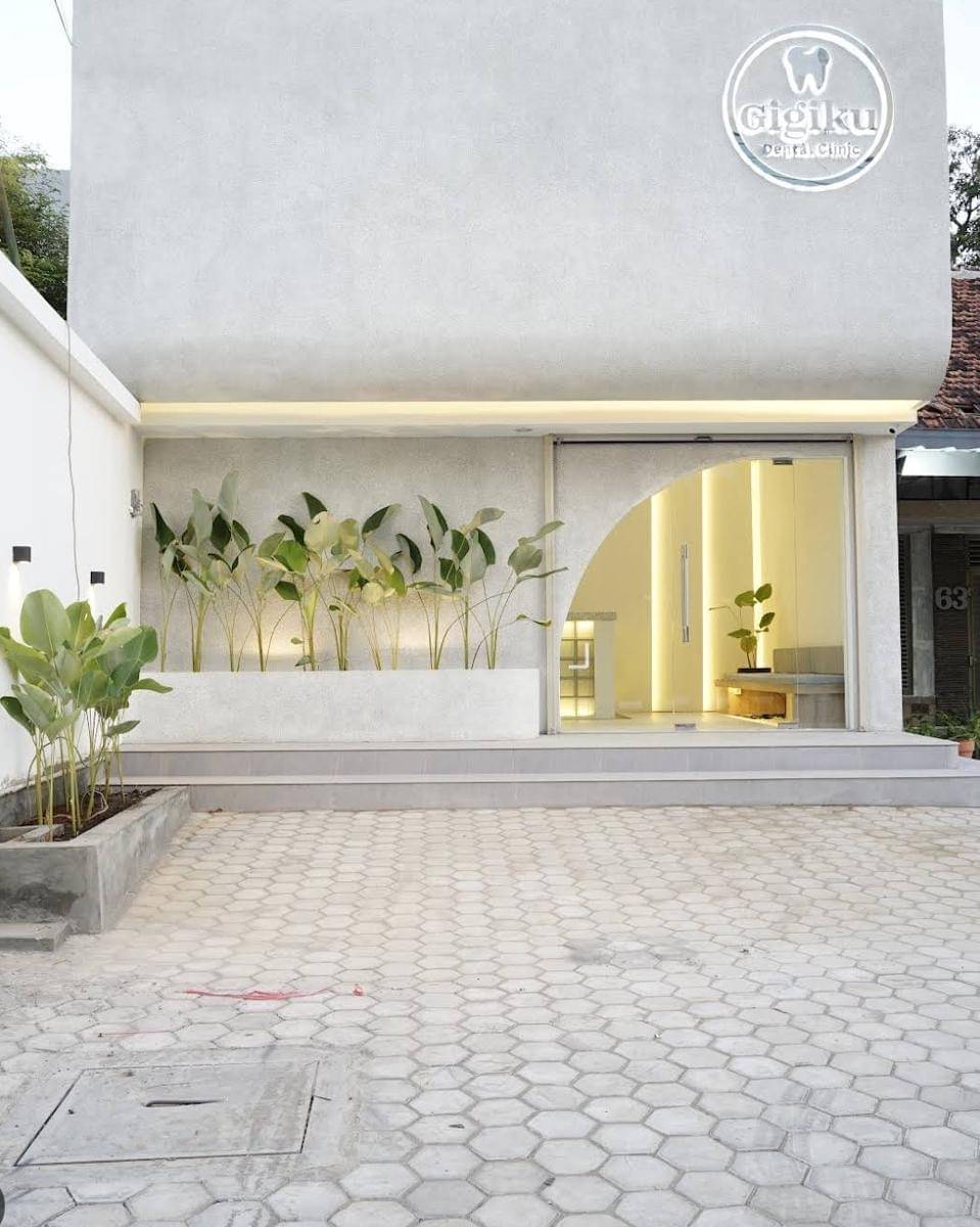 7 Dokter Gigi Cirebon dengan Pelayanan Ramah dan Profesional