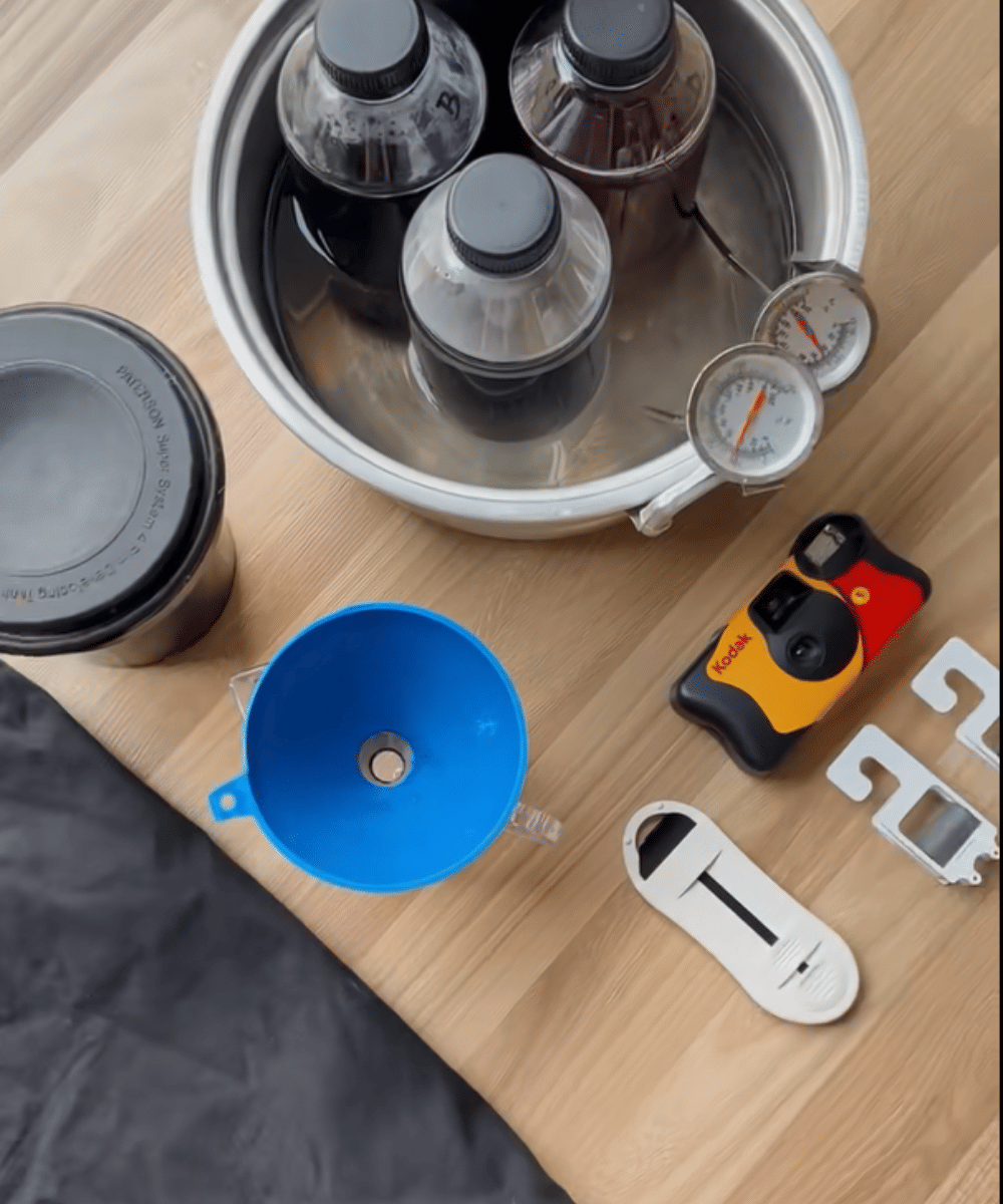 Ify Alyssa Eksperimen Cuci Film Sendiri di Rumah