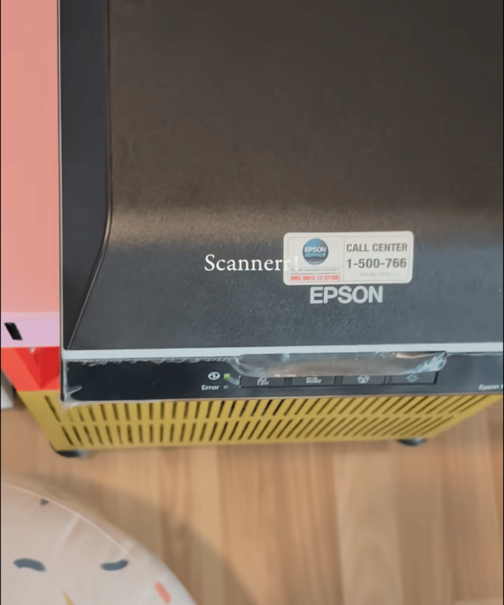 Ify Alyssa Eksperimen Cuci Film Sendiri di Rumah