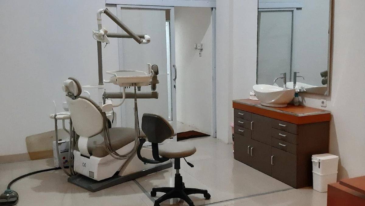 7 Dokter Gigi Sukabumi, Yuk Mulai Rawat Kesehatan Gigi