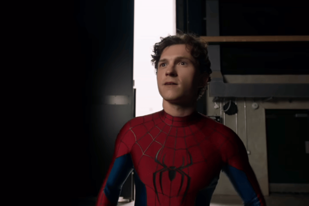 Tom Holland Alami Gegar Otak saat Syuting Spider-Man 1.png
