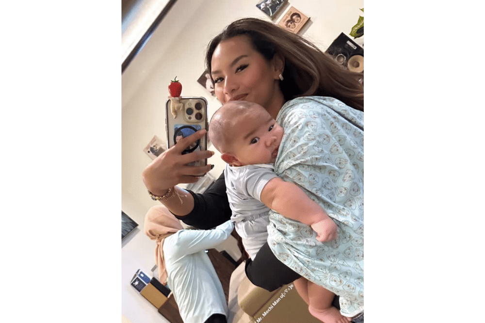 Foto Kedekatan Arash dan Zahwa Massaid 2.png