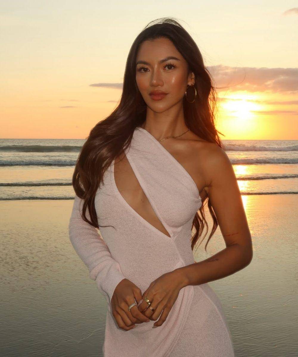 Pesona Sanly Liu, Pemenang Miss Universe Indonesia 2025