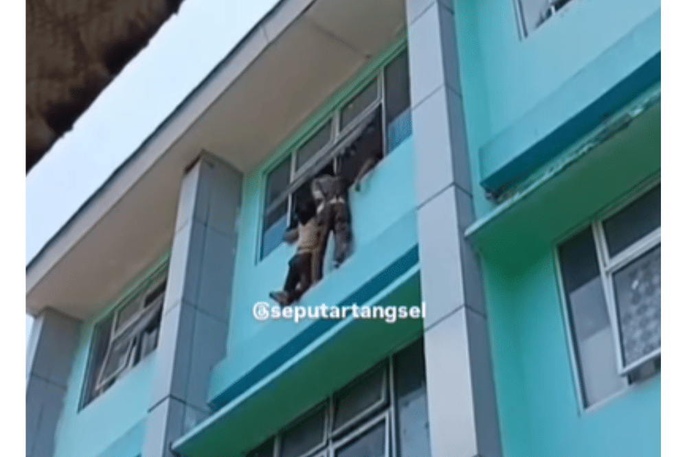 Siswa SD di Pamulang Hampir Jatuh dari Lantai Tiga