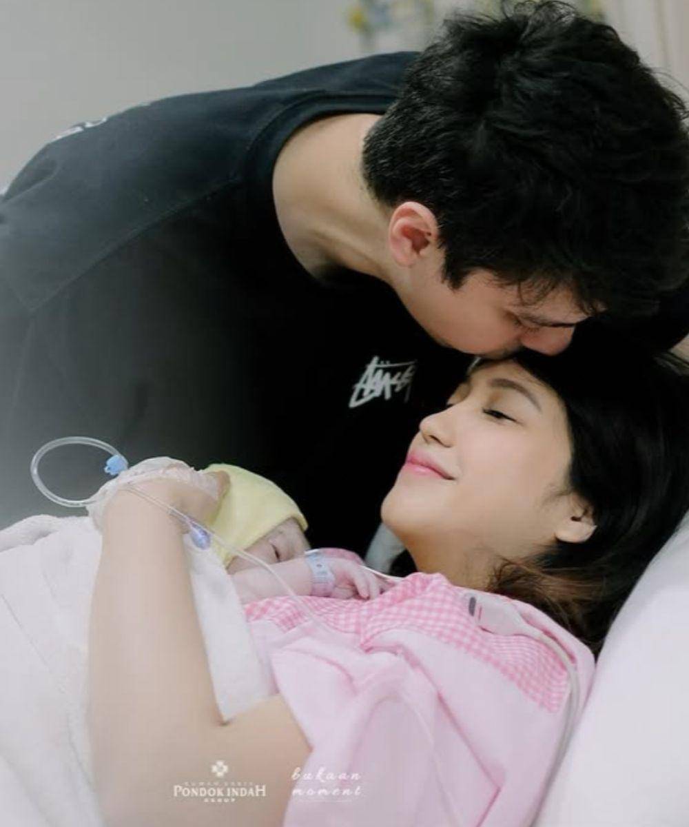 Potret Artis yang Melahirkan di Bulan September 2025, Ada Rihanna