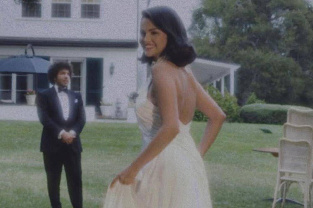 selena gomez menikah