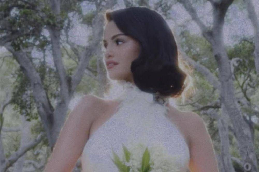 selena gomez menikah