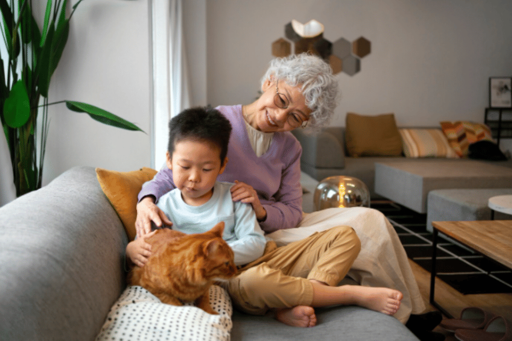Mengapa Nenek Lebih Membela Cucu daripada Anak? Begini Kata Psikologi