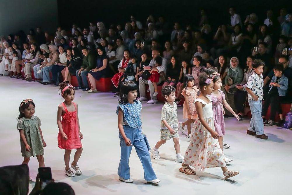 Sunshine Playdates Gingersnap