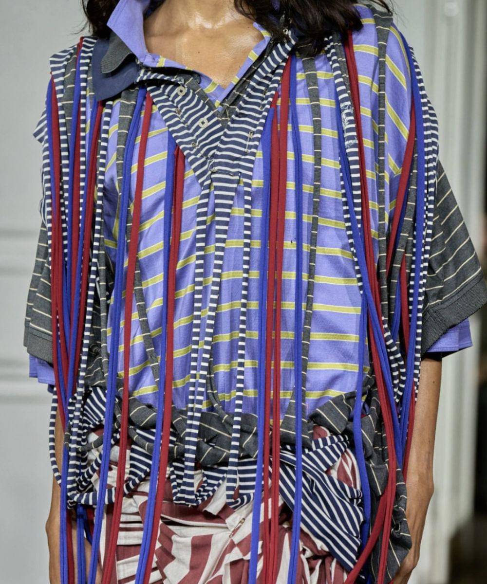 Prediksi Fashion 2026 dari London Fashion Week, Nyentrik!