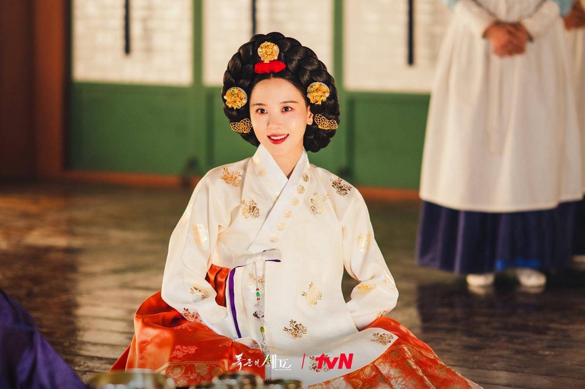 Nama Bayi Perempuan Terinspirasi Drakor ‘Bon Appetit, Your Majesty’