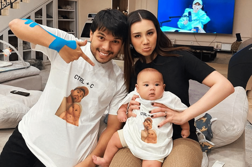 Instagram.com/thariqhalilintar