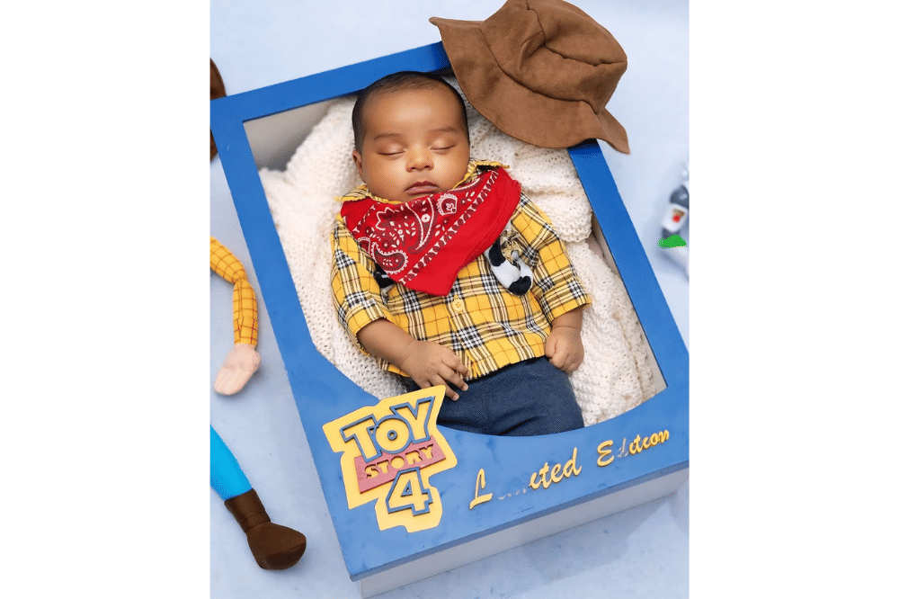 Newborn Photoshoot Anak Ketiga Kimmy Jayanti 7.png