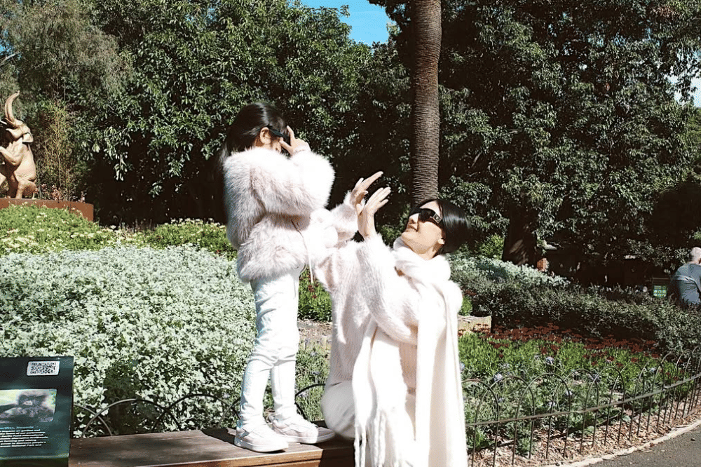 Anissa Aziza, istri Raditya Dika selalu mendukung anaknya