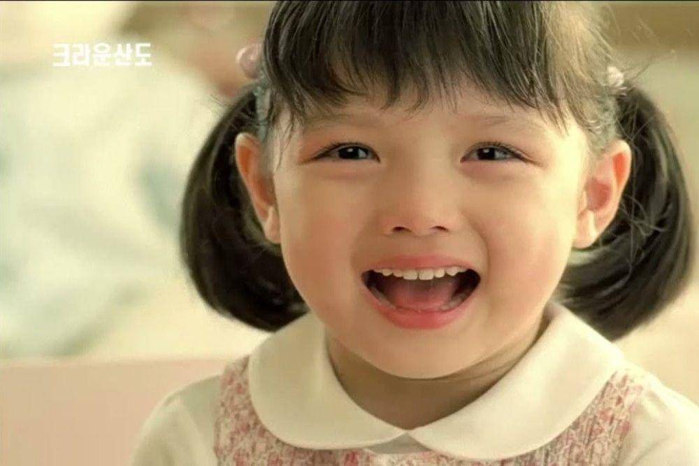 Iklan populer Kim Yoo Jung saat kecil