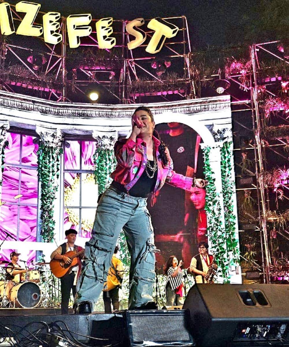 Penampilan Anisa Bahar & Juwita Bahar di Panggung Synchronize 2025