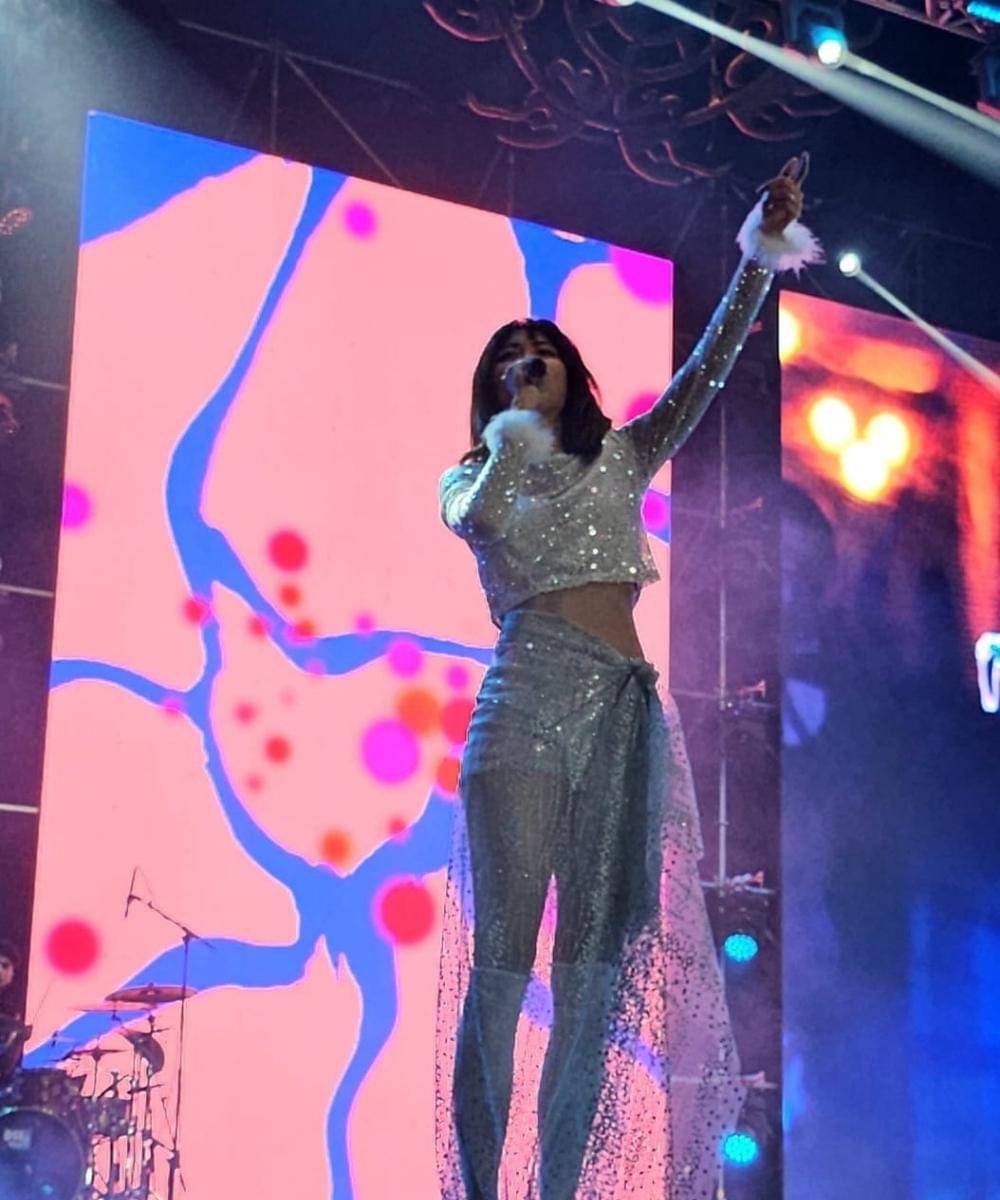 Potret Widi Vierratale di Synchronize Fest 2025