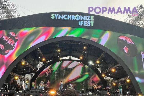 Maliq & D’essentials Bagikan Kaset di Synchronize Fest 2025