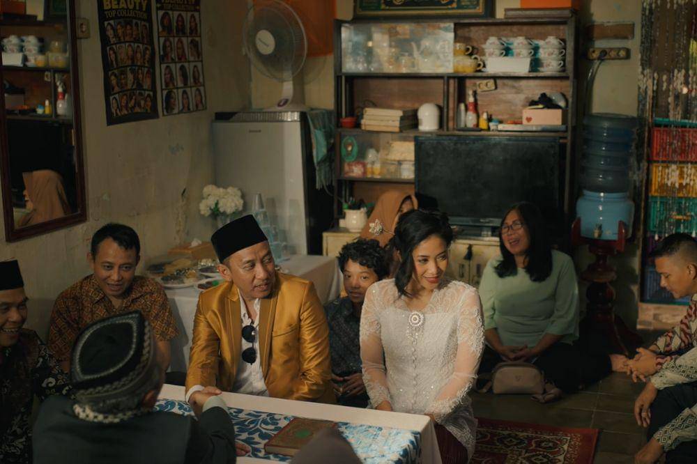 Alasan Video Klip 'Ah' Nadin Amizah Bikin Haru