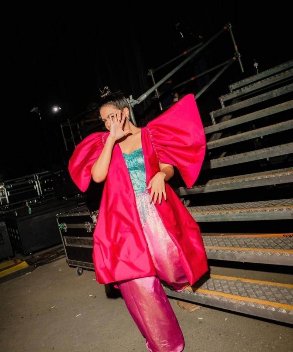 Potret Genk Centil Era di Panggung Synchronize Fest 2025, Ada Aura Kasih!