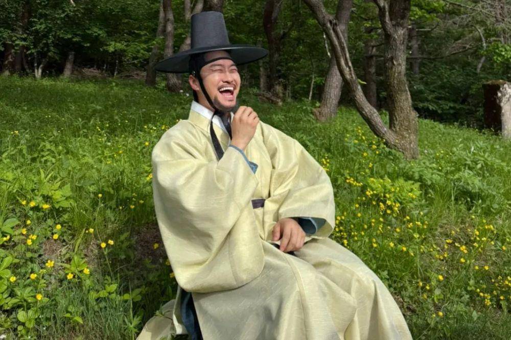 Oh Eui-sik sebagai Im Sung-jae