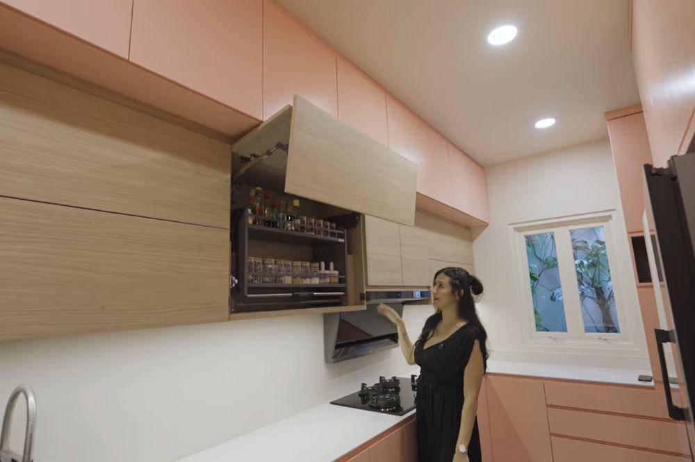 Foto Dapur Baru Sharena Delon