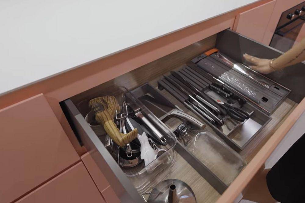 Foto Dapur Baru Sharena Delon