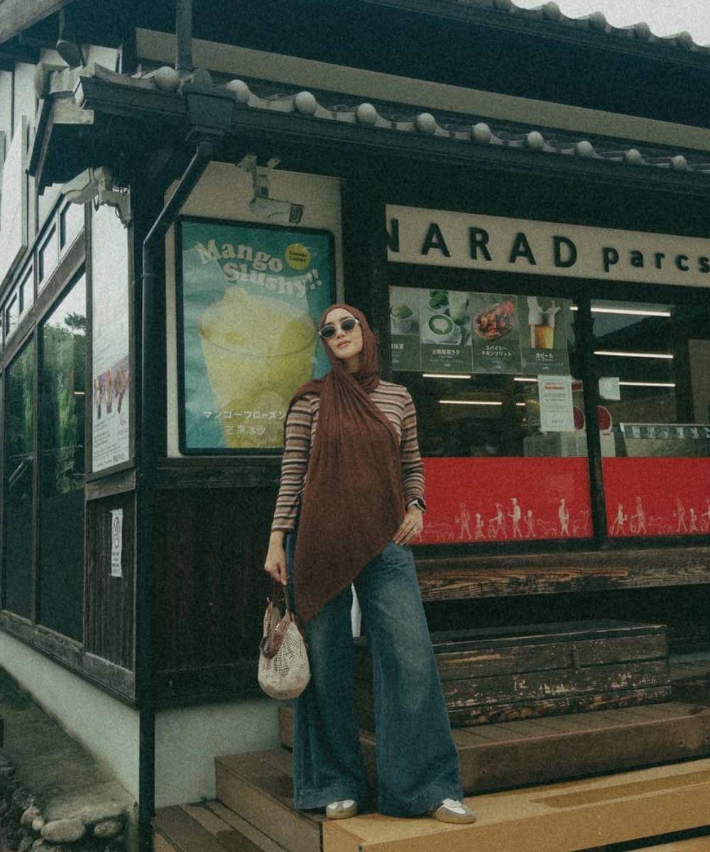 Instagram.com/ericaputrii