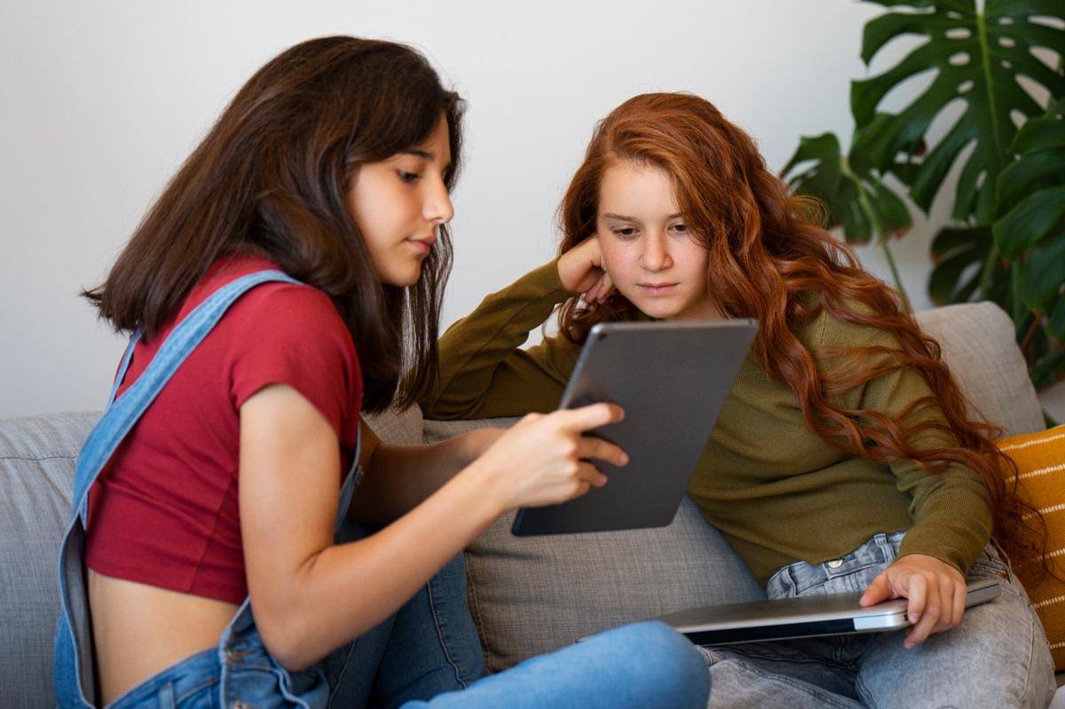 Kebijakan Pemerintah/Perlindungan Anak di Dunia Digital