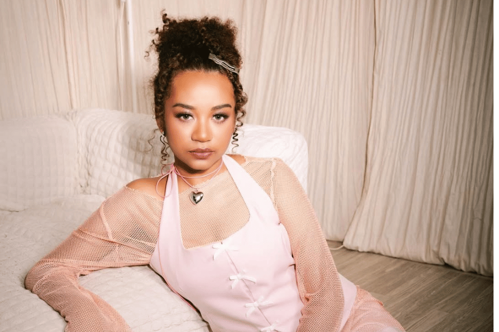 Kebiasaan Baik Angie Carvalho Agar Stay Positive