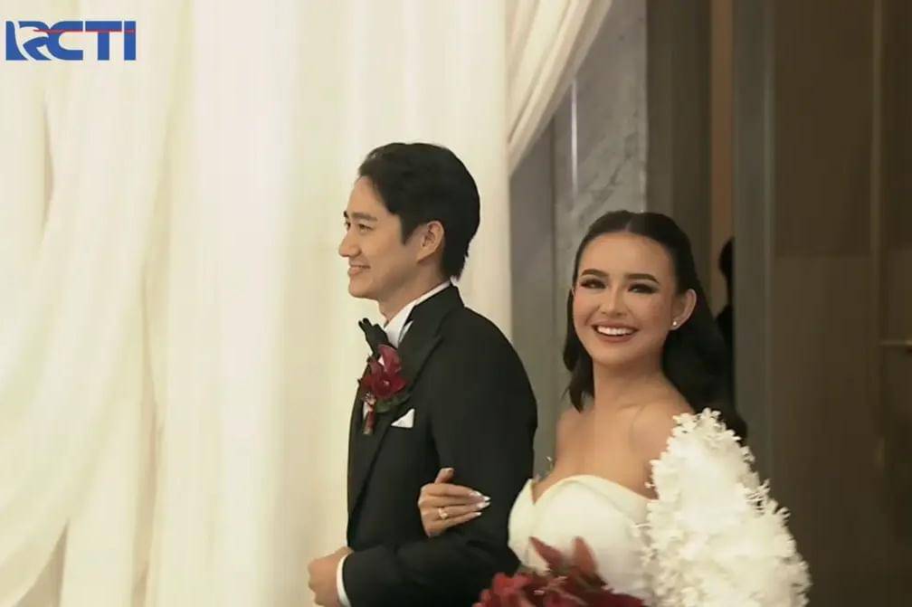 resepsi pernikahan amanda manopo kenny austin 2.jpg