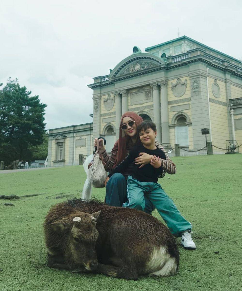 Instagram.com/ericaputrii