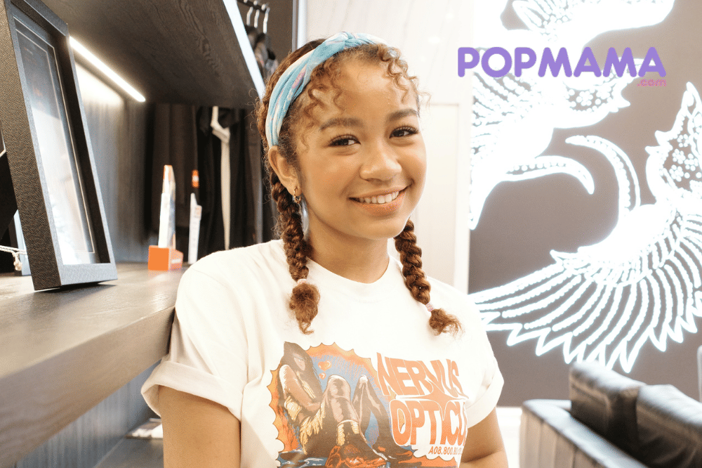 Tebarkan Senyum, Terbarkan Aura Positif