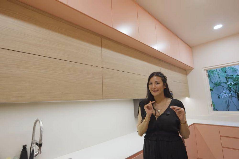 Foto Dapur Baru Sharena Delon