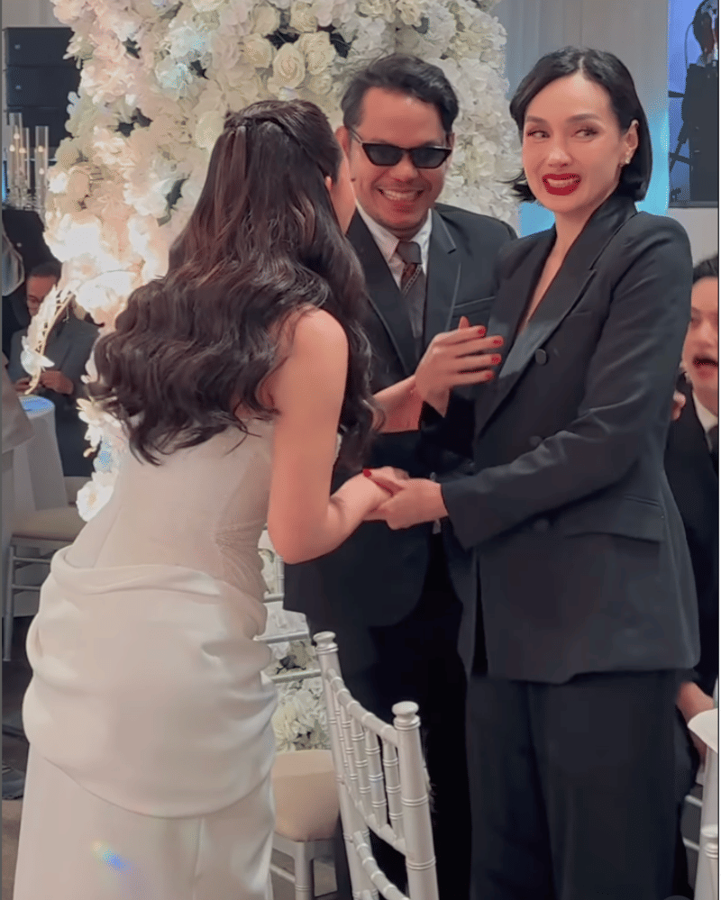 artis di pernikahan amanda manopo 