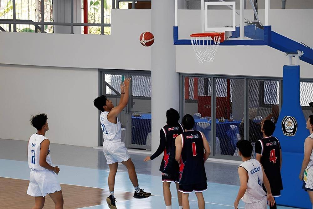 Lapangan Basket UNDIP Bulusan.jpg