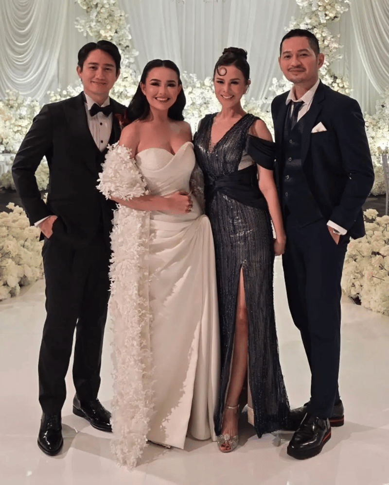 artis di pernikahan amanda manopo