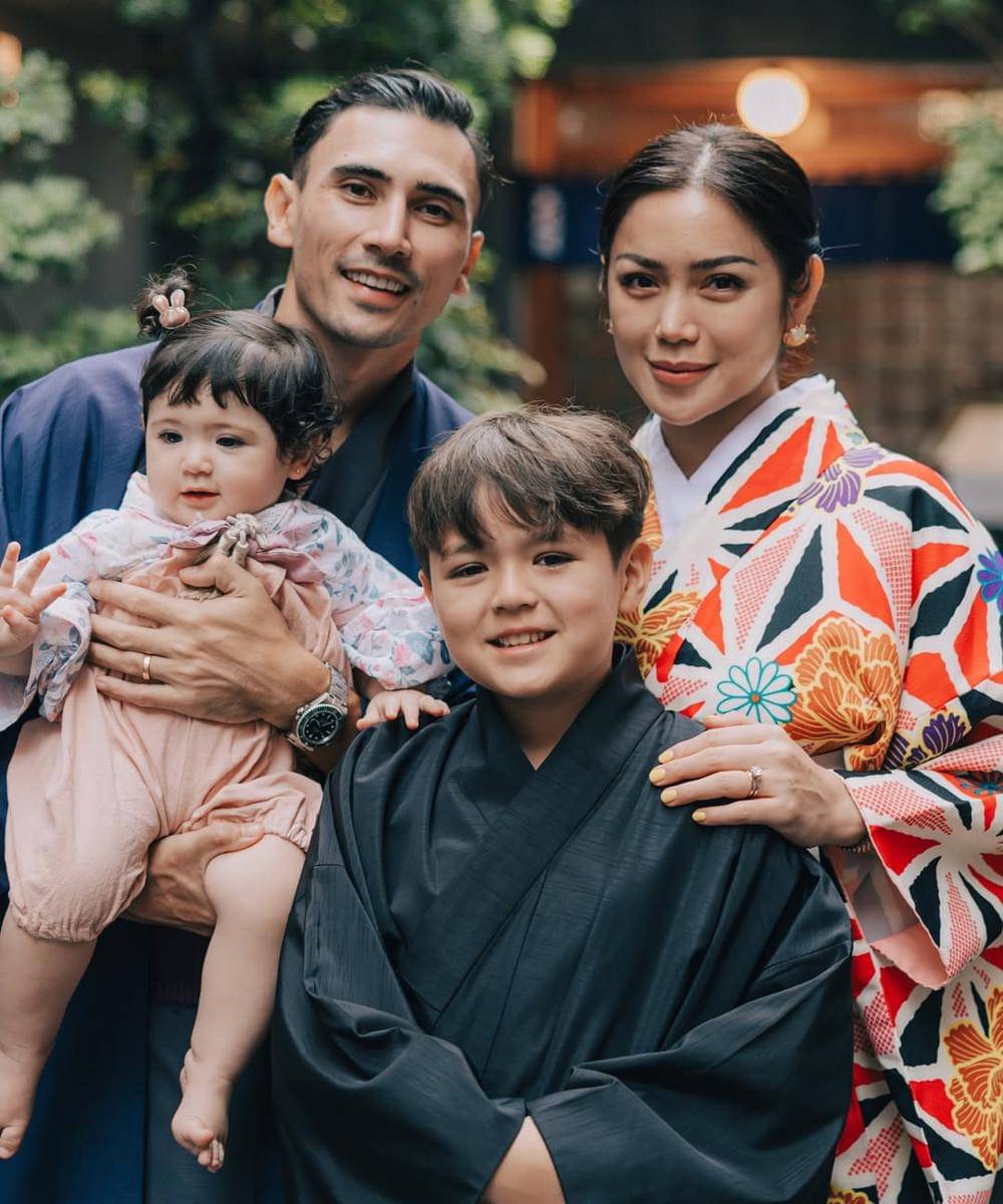 hagia pakai kimono 4.jpg