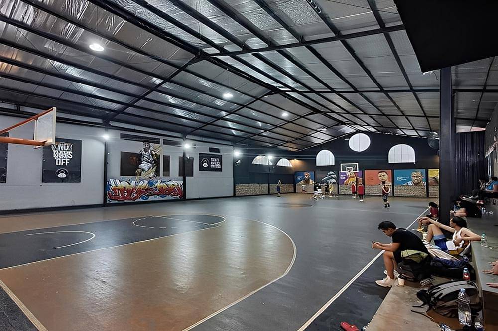 Homecourt basketball.jpg