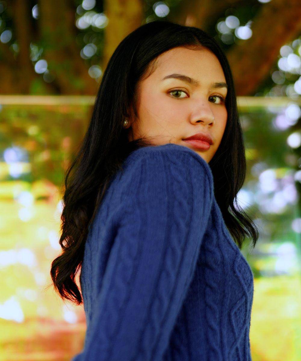 Lirik Lagu Vanessa Zee 'Berkaca-kaca' tentang Pahitnya Patah Hati