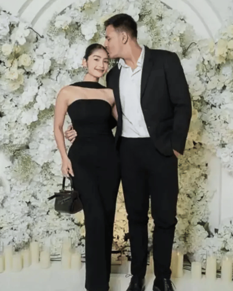 artis di pernikahan amanda manopo