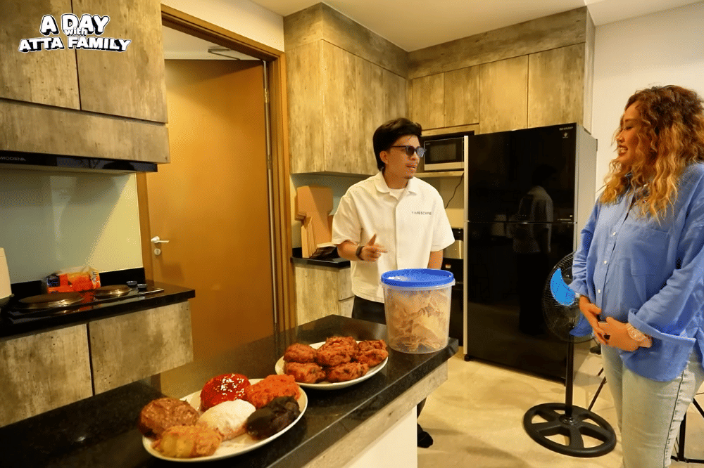 Deretan Foto Dapur di Apartemen Baru Pinkan Mambo