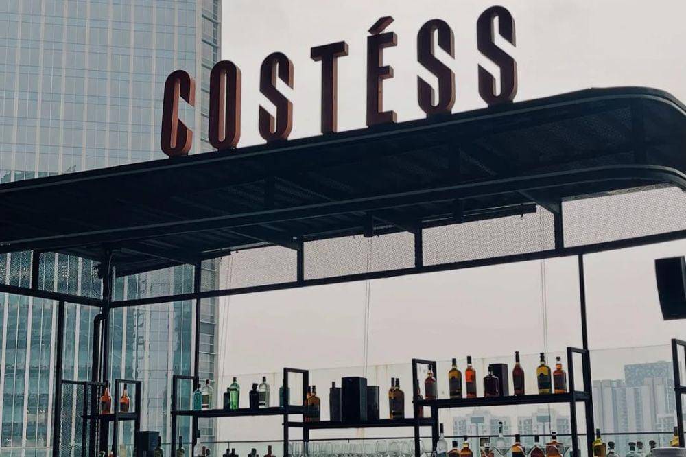 10 Cafe Rooftop Terdekat Jakarta Selatan, Hits dan Instagramable